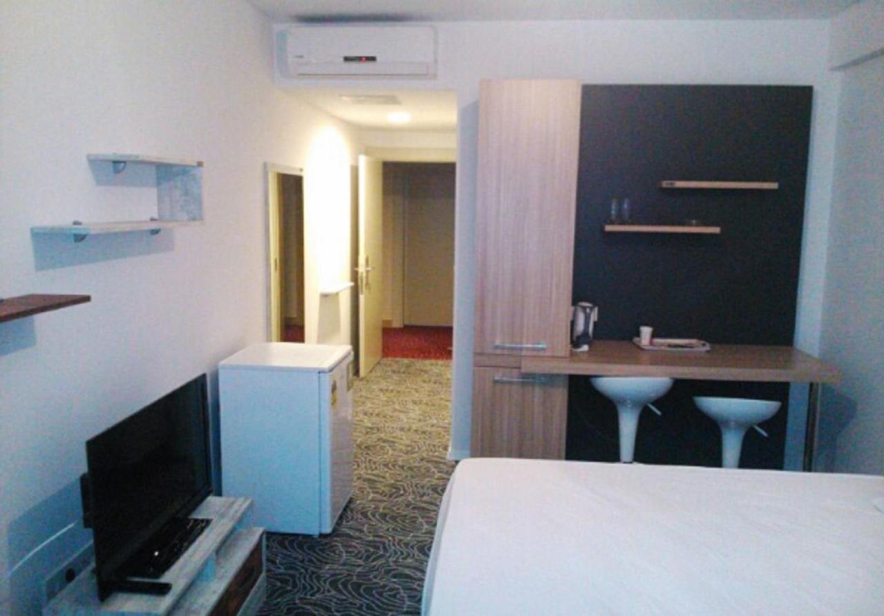 The Tuyap Ozyurtlarsuites Istanboel Buitenkant foto