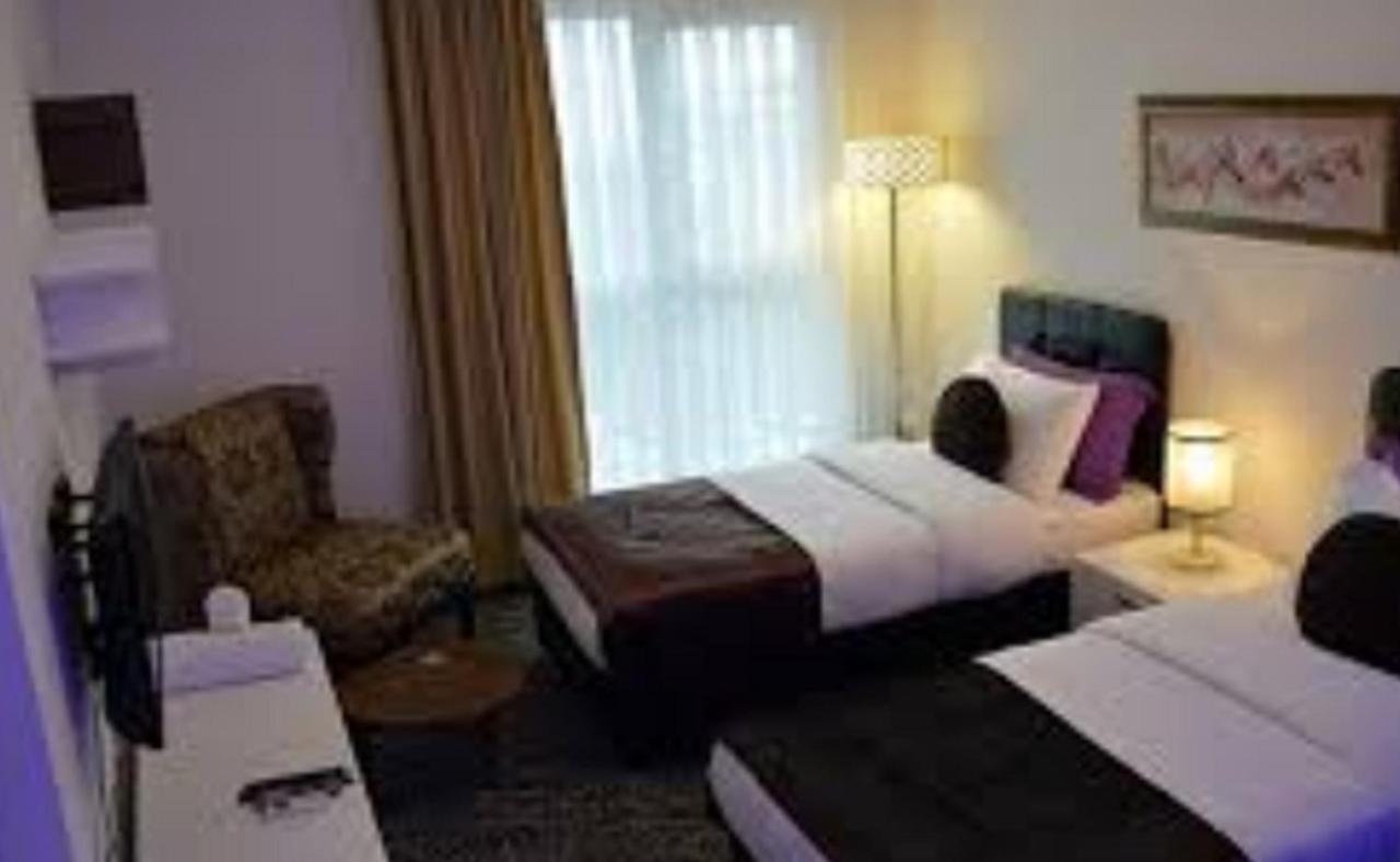 The Tuyap Ozyurtlarsuites Istanboel Buitenkant foto